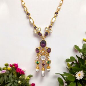 Signed Victoria & Albert Necklace Purple Crystal Simulated Pearl Gold Tone 7U